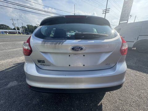 2012 Ford Focus SEL