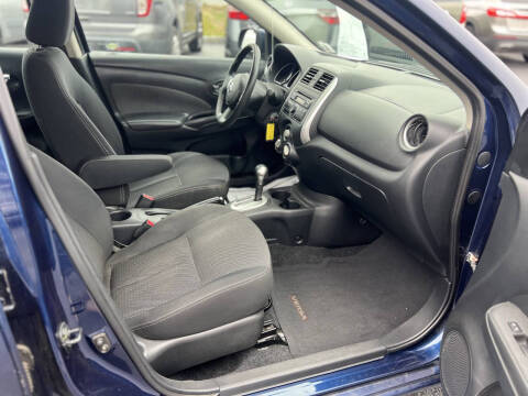 2014 Nissan Versa 1.6 SV