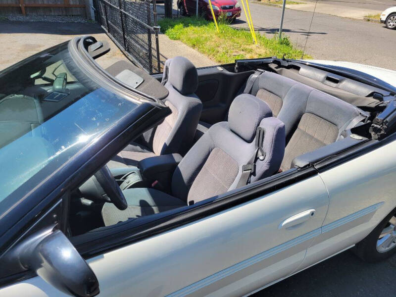 2005 Chrysler Sebring GTC