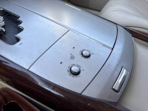 2010 Toyota Avalon XLS