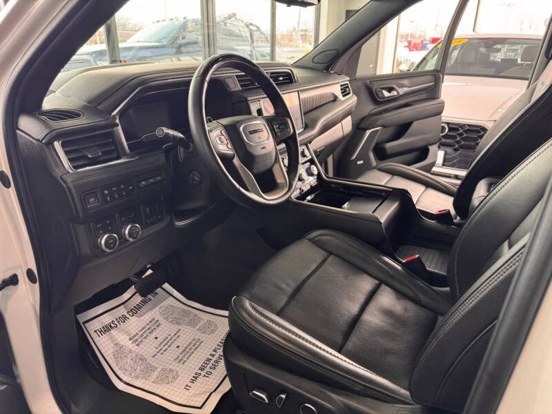 2023 GMC Yukon Denali