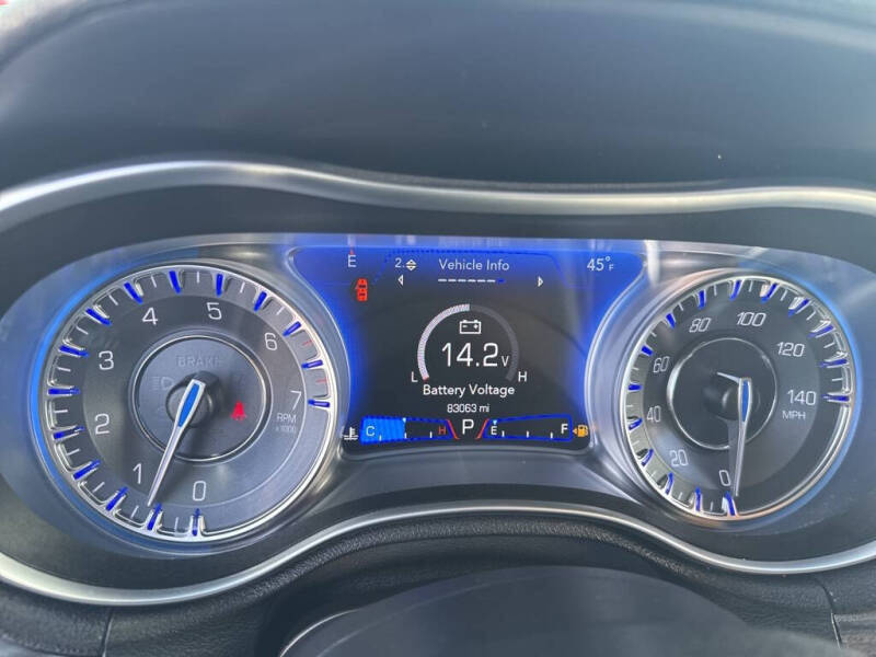 2022 Chrysler 300 Touring