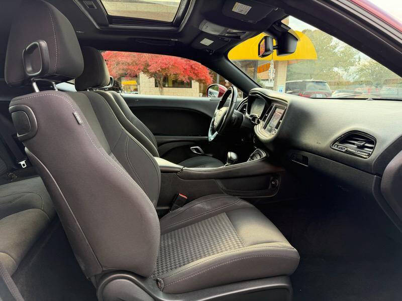 2017 Dodge Challenger R/T Plus