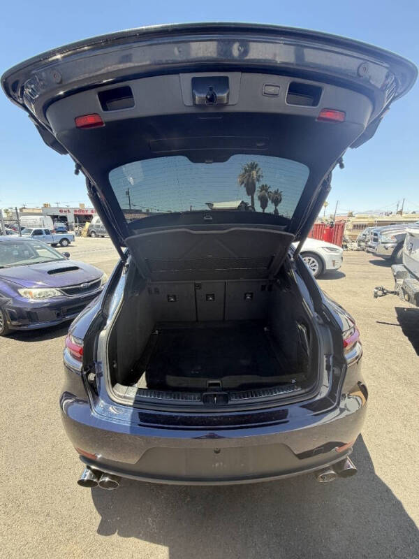 2020 Porsche Macan