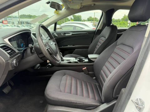 2015 Ford Fusion SE