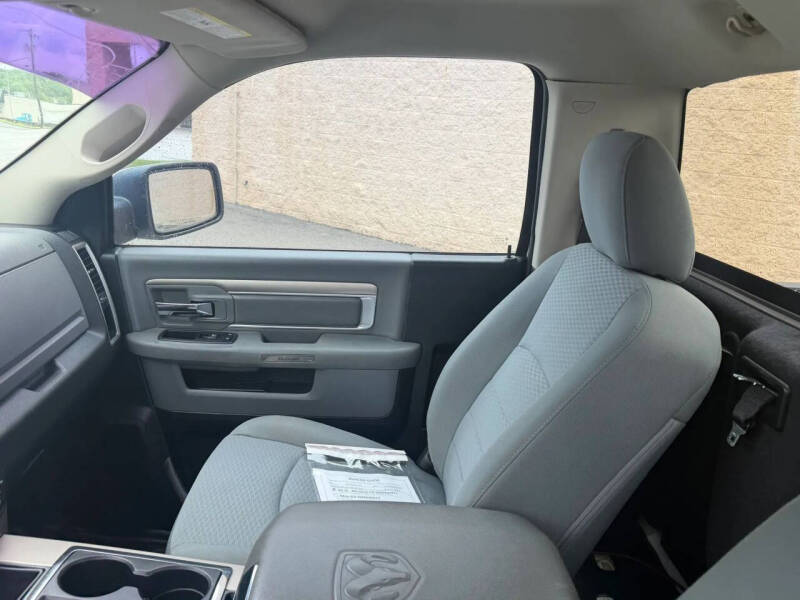 2013 RAM 1500 SLT