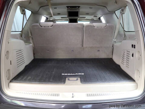 2017 Cadillac Escalade ESV Luxury