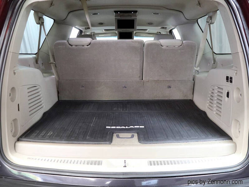 2017 Cadillac Escalade ESV Luxury