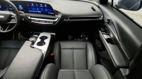 2024 Cadillac LYRIQ Tech