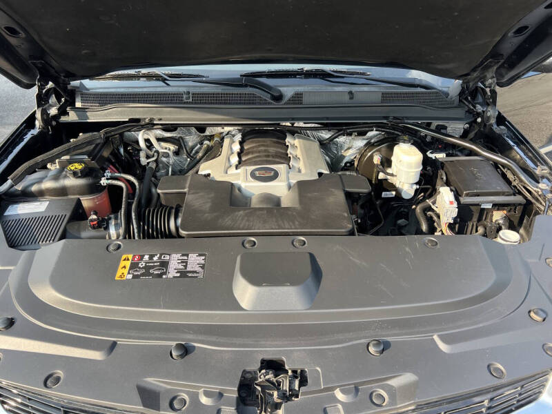 2018 Cadillac Escalade Luxury