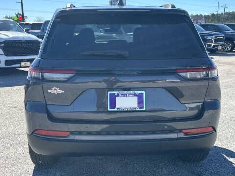 2026 Jeep Grand Cherokee Altitude