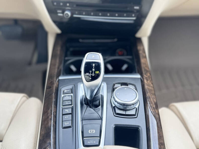 2015 BMW X5 xDrive50i