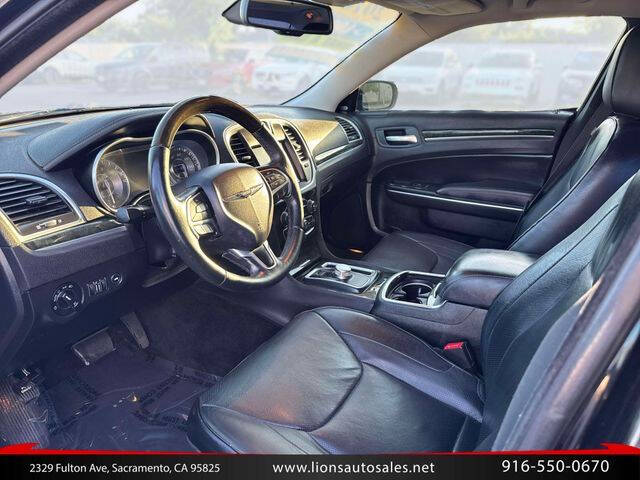 2016 Chrysler 300 C
