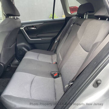 2019 Toyota RAV4 Hybrid XLE