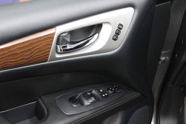 2019 Nissan Pathfinder Platinum