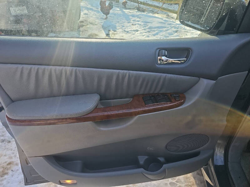 2005 Toyota Sienna XLE Limited 7 Passenger