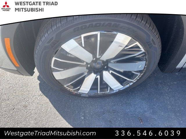 2026 Mitsubishi Outlander SE