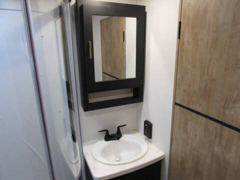 2022 Keystone RV OUTBACK 34