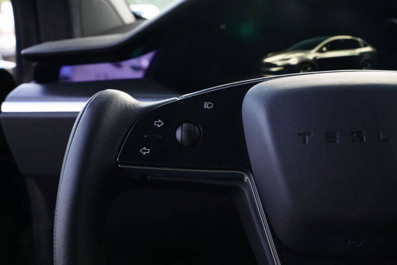 2022 Tesla Model X Plaid