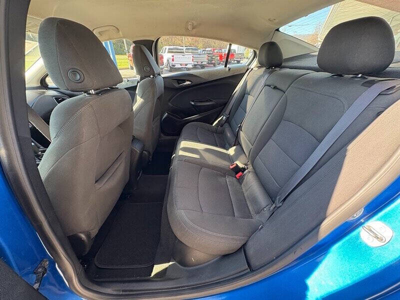 2017 Chevrolet Cruze LT Auto