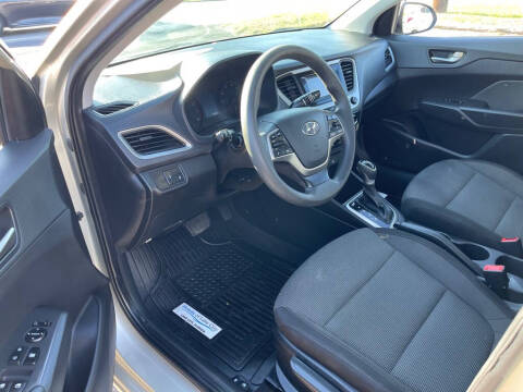 2020 Hyundai Accent SE