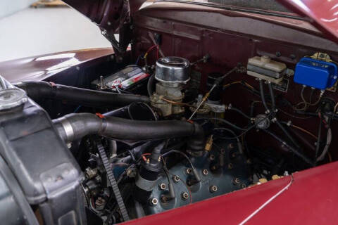 1948 Ford Super Deluxe