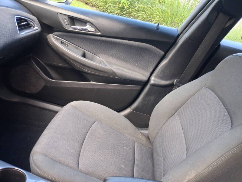 2018 Chevrolet Cruze LT Auto
