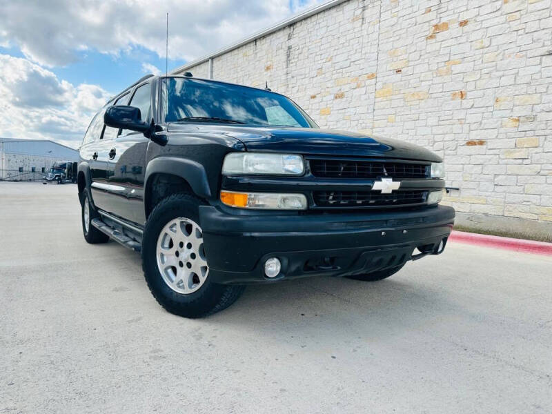 2004 Chevrolet Suburban for sale at Ascend Auto in Buda TX