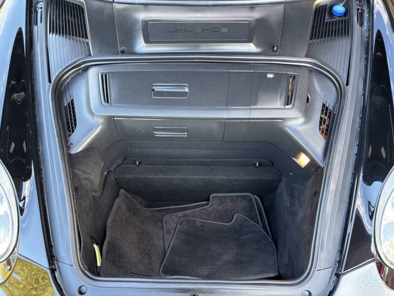 2005 Porsche 911 Carrera S