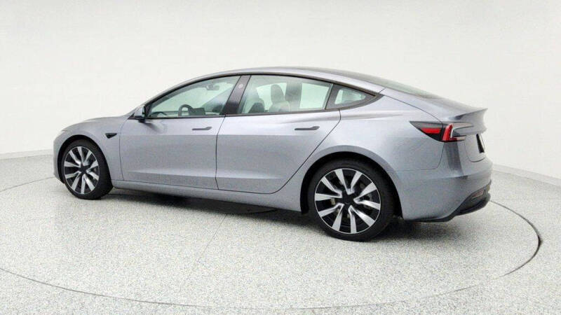 2025 Tesla Model 3 Long Range