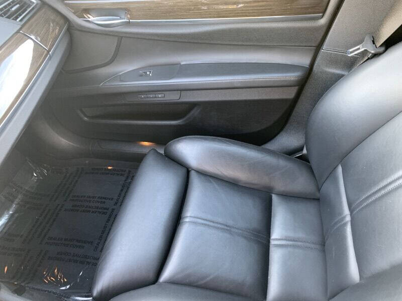 2011 BMW 7 Series 750Li