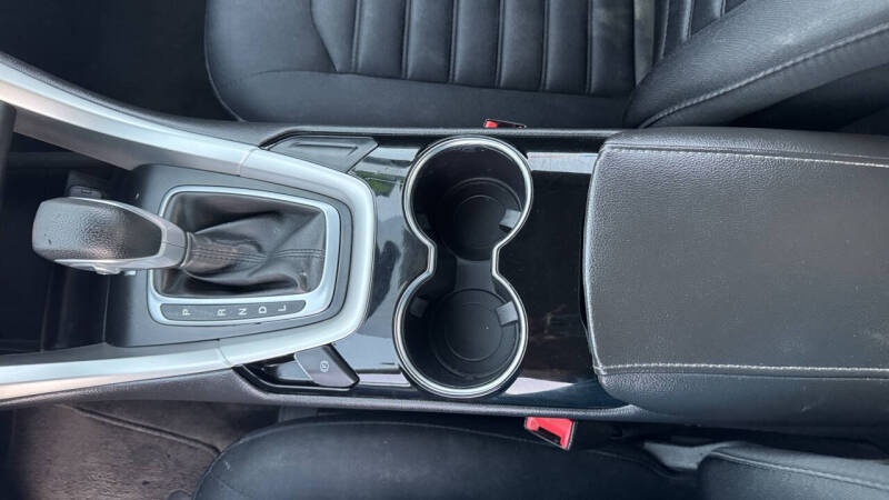 2014 Ford Fusion Hybrid SE