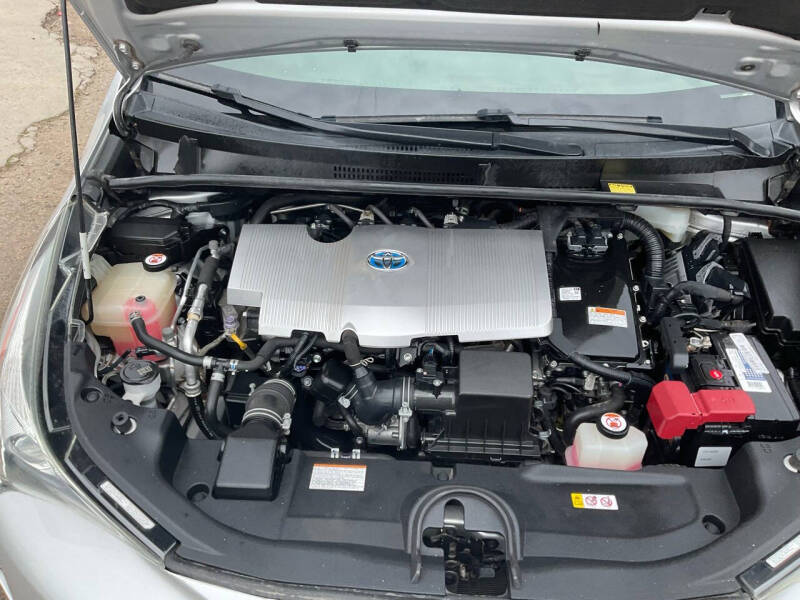 2017 Toyota Prius Three Touring