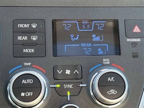 2020 Toyota Sienna XLE Premium 8-Passenger