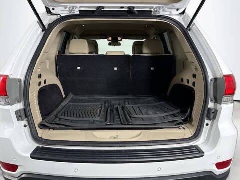 2019 Jeep Grand Cherokee Laredo E