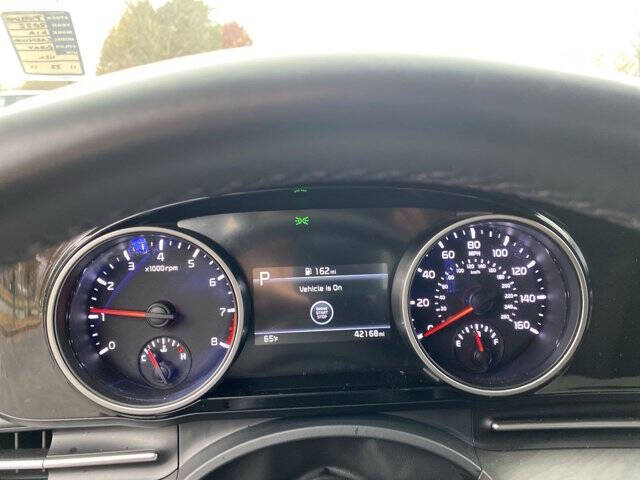 2022 Kia Carnival EX