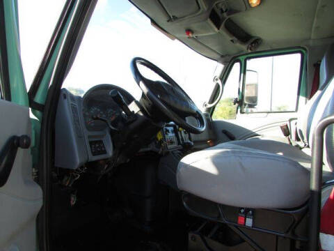 2005 International WorkStar 7400