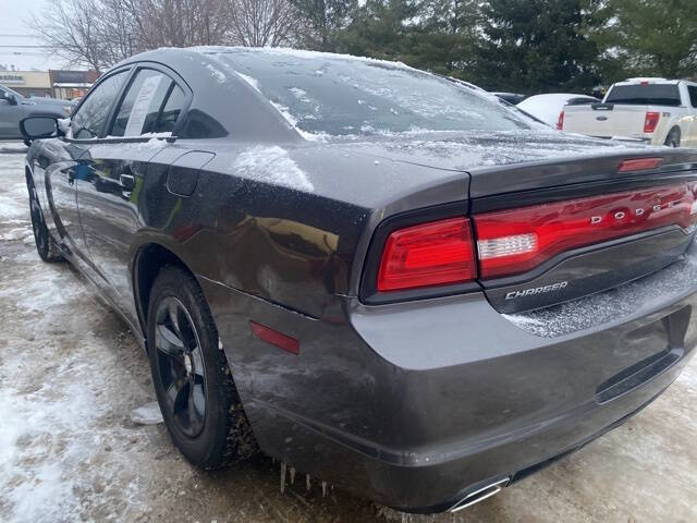 2013 Dodge Charger SE
