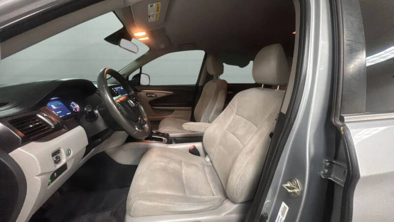 2019 Honda Pilot EX