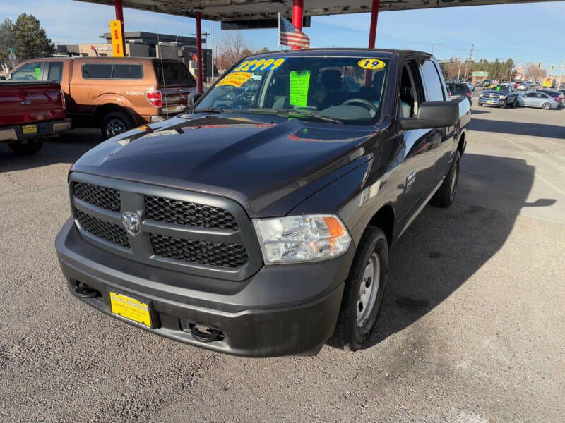 2019 RAM Ram 1500 Classic Tradesman photo 3