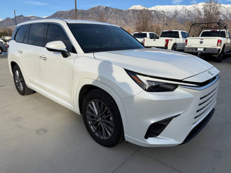 2025 Lexus TX Base's photo