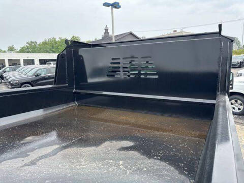 2025 GMC Sierra 3500HD CC Pro