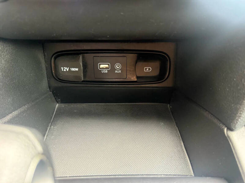 2019 Hyundai Santa Fe SE 2.4L