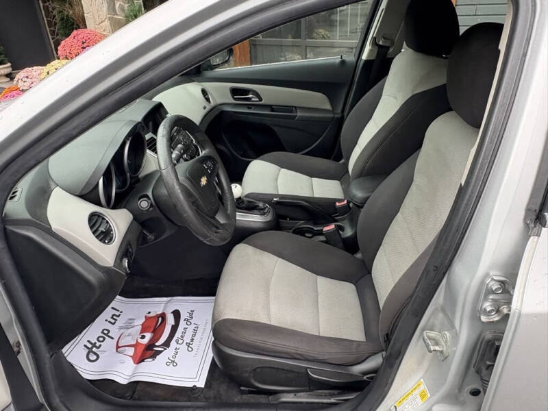 2012 Chevrolet Cruze LS