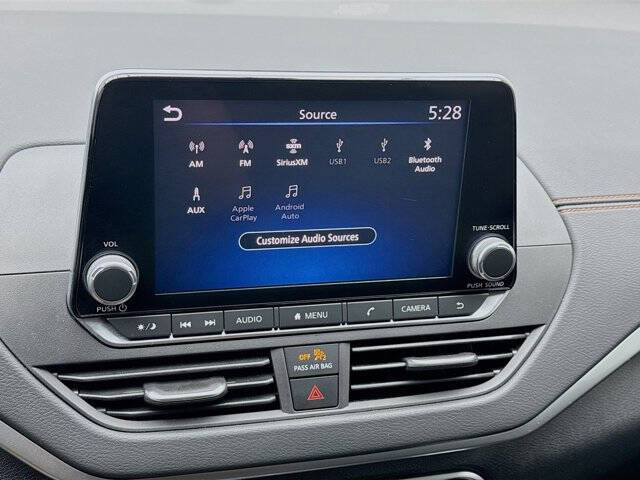 2022 Nissan Altima 2.5 SR