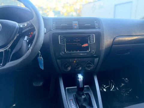 2016 Volkswagen Jetta