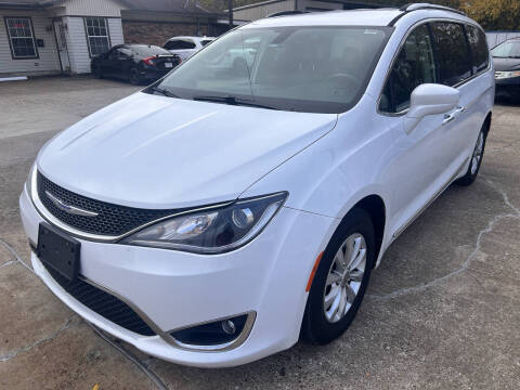 2019 Chrysler Pacifica Touring L