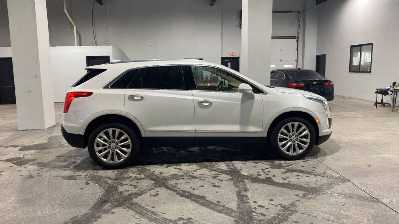 2018 Cadillac XT5 Platinum