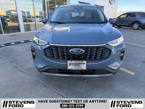 2026 Ford Escape Platinum