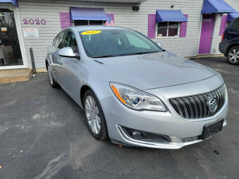 2017 Buick Regal for sale at First  Autos in Rockford IL